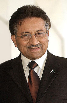 Pervez Musharraf 2004.jpg