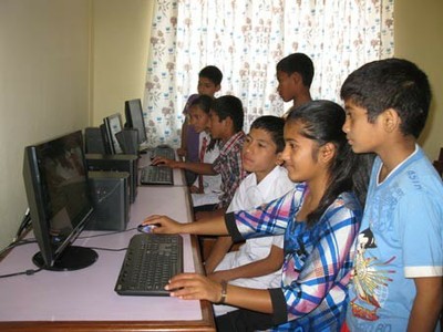 Children using computers in Nepal