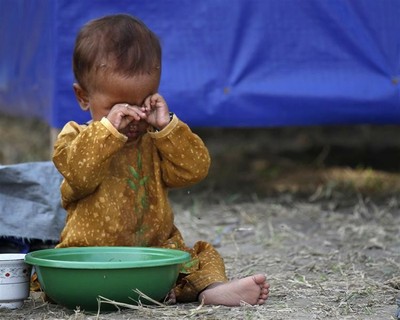 Pakistan flood boy